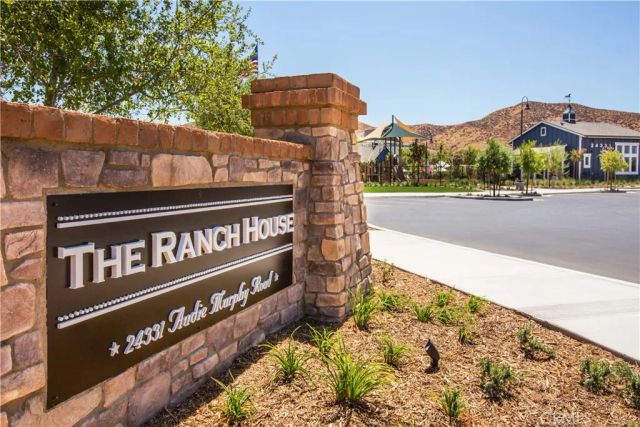 24519 Fair Oaks Lane, Menifee, CA 92584