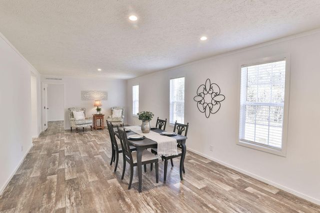 1020 Universal Circle, Saint Stephen, SC 29479