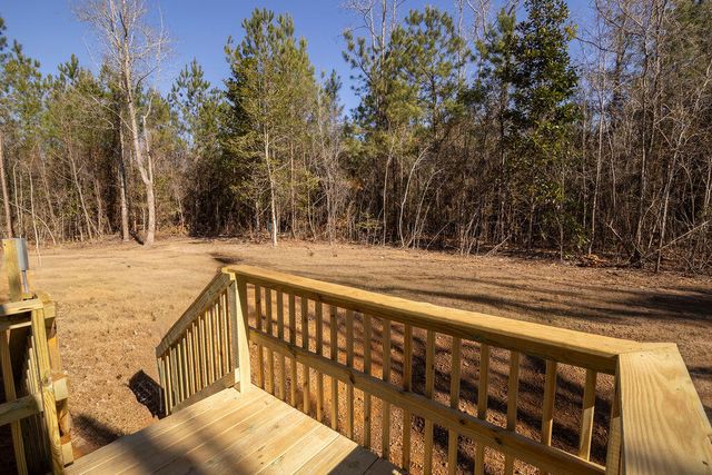 1020 Universal Circle, Saint Stephen, SC 29479