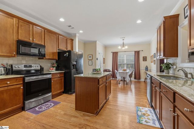 182 Raven Falls Lane, Simpsonville, SC 29681