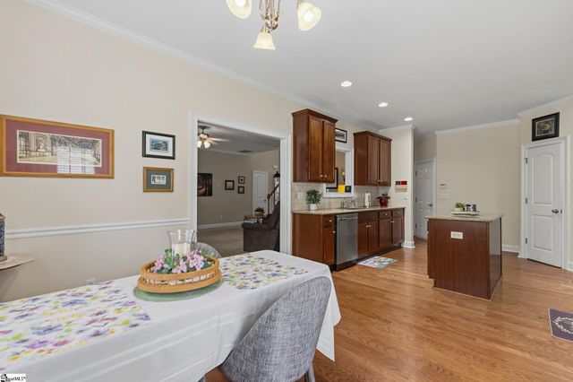 182 Raven Falls Lane, Simpsonville, SC 29681