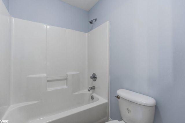 182 Raven Falls Lane, Simpsonville, SC 29681