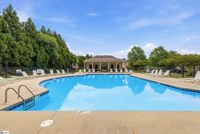 182 Raven Falls Lane, Simpsonville, SC 29681