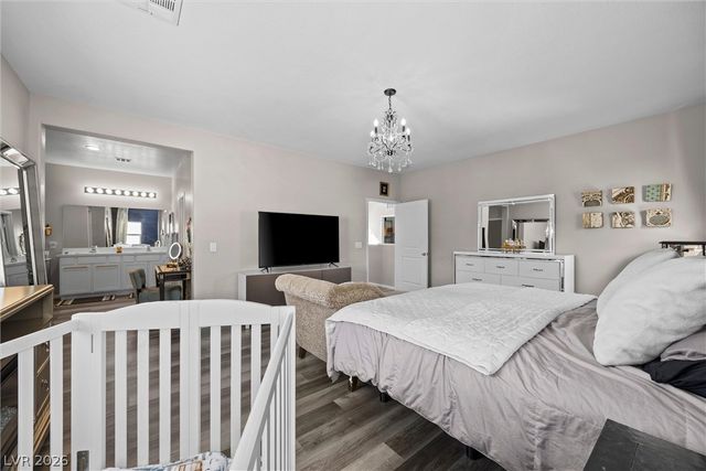 10195 Sunny Peak Court, Las Vegas, NV 89148