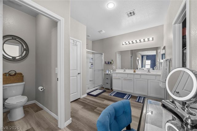 10195 Sunny Peak Court, Las Vegas, NV 89148