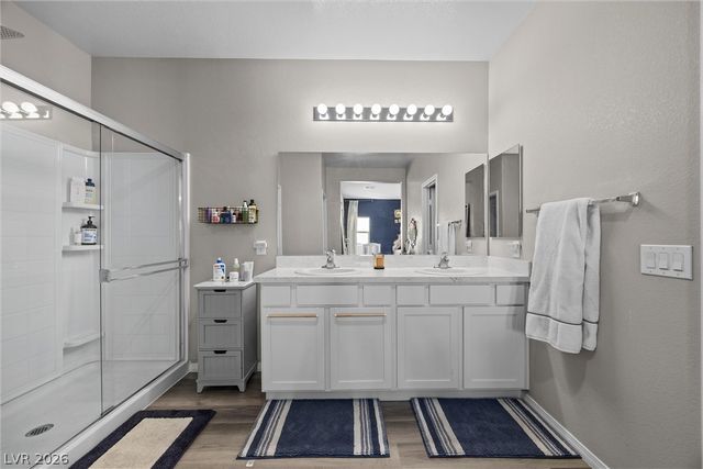 10195 Sunny Peak Court, Las Vegas, NV 89148