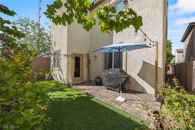 10195 Sunny Peak Court, Las Vegas, NV 89148