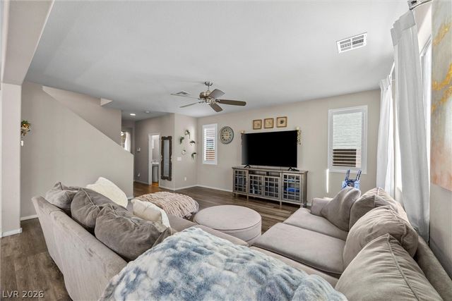 10195 Sunny Peak Court, Las Vegas, NV 89148