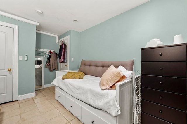 13 Telegraph St 1, Boston, MA 02127