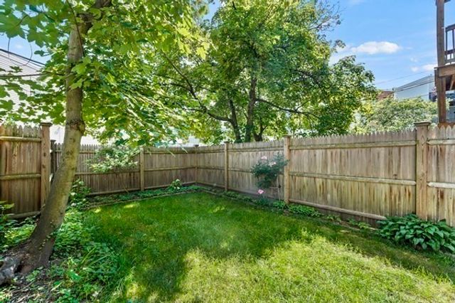 13 Telegraph St 1, Boston, MA 02127