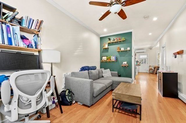 13 Telegraph St 1, Boston, MA 02127