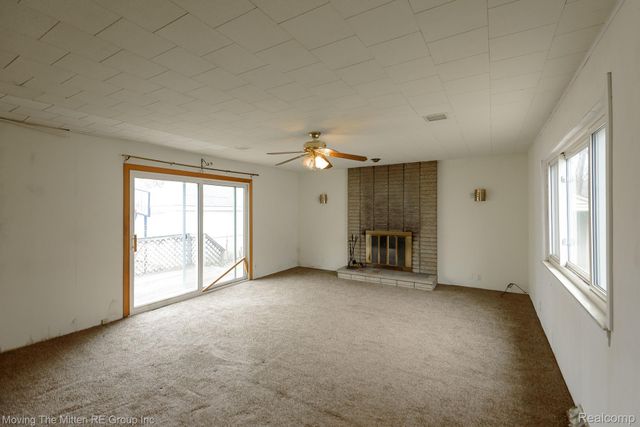 26396 Pennie Street, Dearborn Heights, MI 48125