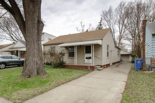 26396 Pennie Street, Dearborn Heights, MI 48125