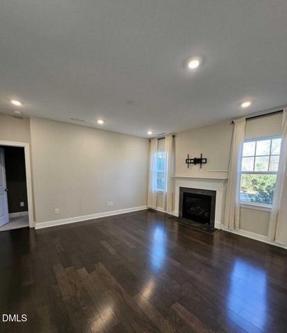 132 Pepperwood Way, Durham, NC 27703