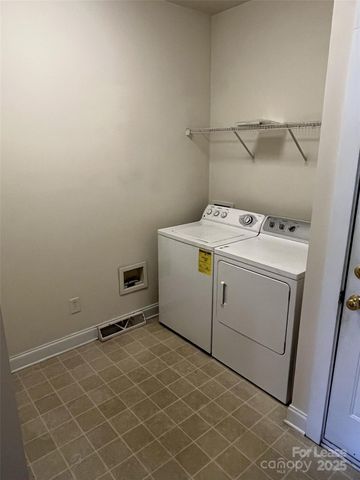 3044 Parker Green Trail, Charlotte, NC 28269