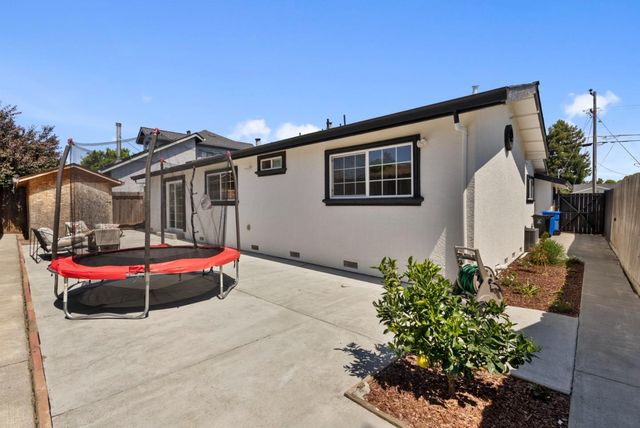 36057 Dalewood Drive, Newark, CA 94560