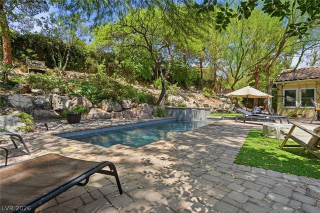 2753 Vikings Cove Lane, Las Vegas, NV 89117