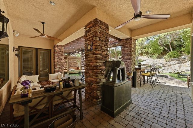 2753 Vikings Cove Lane, Las Vegas, NV 89117