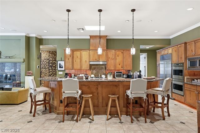 2753 Vikings Cove Lane, Las Vegas, NV 89117