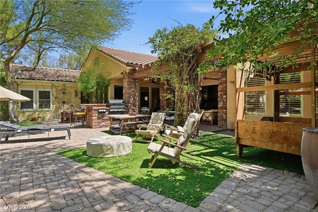 2753 Vikings Cove Lane, Las Vegas, NV 89117