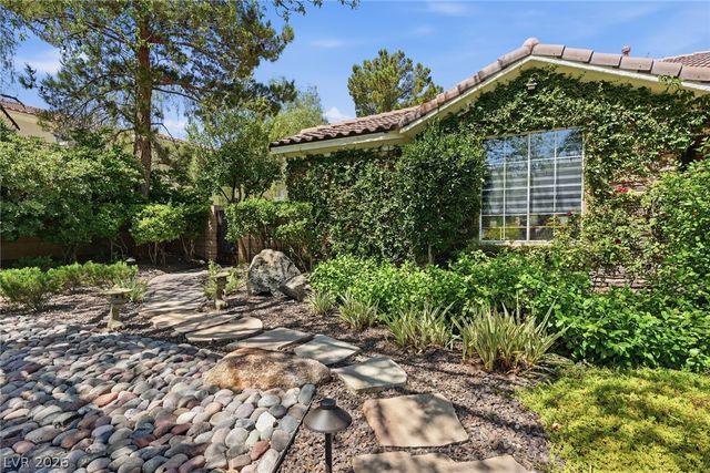 2753 Vikings Cove Lane, Las Vegas, NV 89117