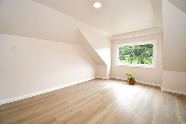 4 Brentwood Dr, Kennedy Twp, PA 15136