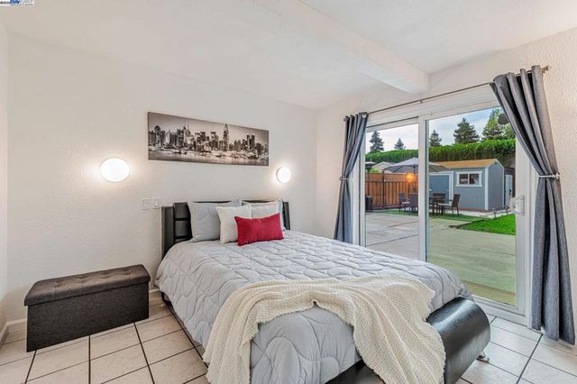 22857 Fuller Ave, Hayward, CA 94541