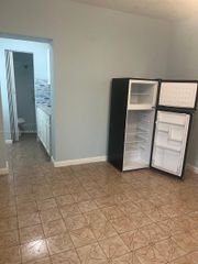 671 E 12th Pl b, Hialeah, FL 33010