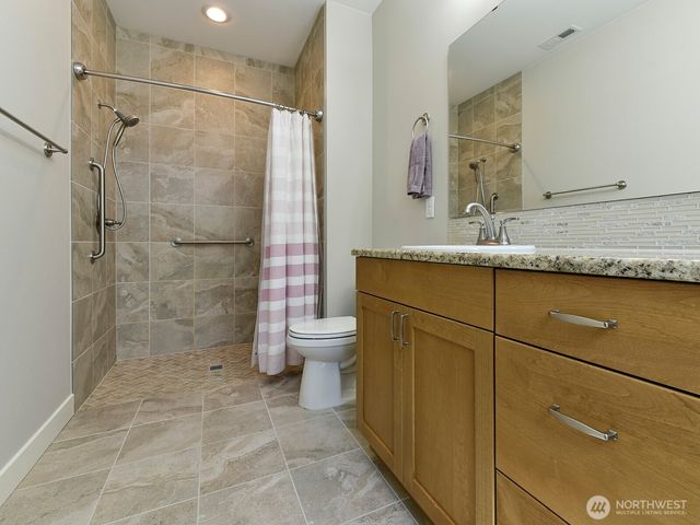 12825 Lakeholme Road SW, Lakewood, WA 98498