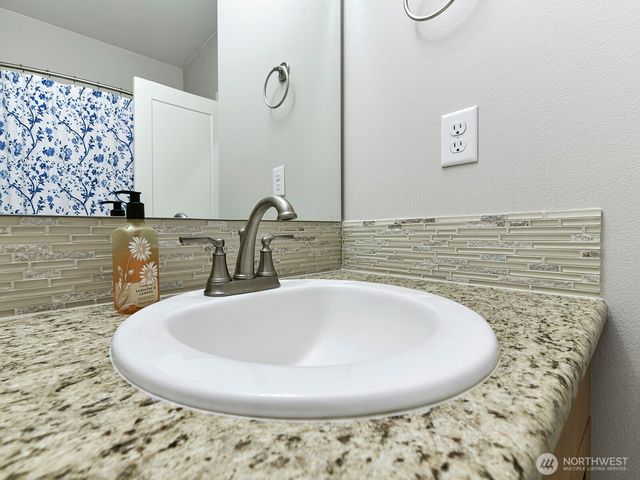 12825 Lakeholme Road SW, Lakewood, WA 98498