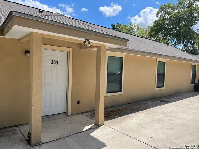 823 Bynum Ave Unit 202, San Antonio, TX 78211