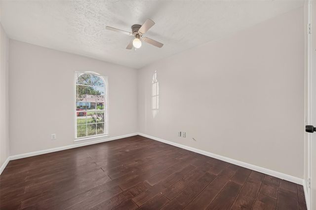 9850 Sagebud Lane, Houston, TX 77089
