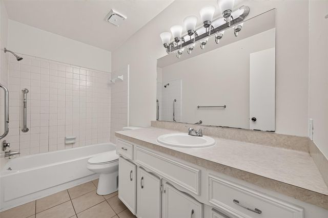9850 Sagebud Lane, Houston, TX 77089