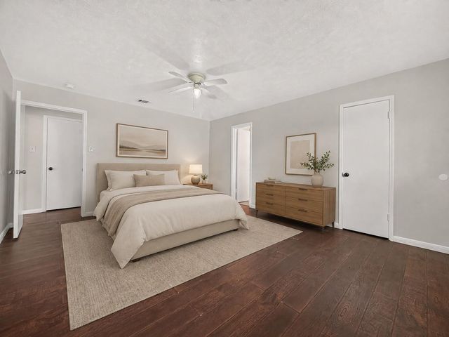 9850 Sagebud Lane, Houston, TX 77089