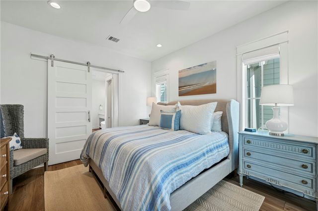 219 Escape St, Port Aransas, TX 78373