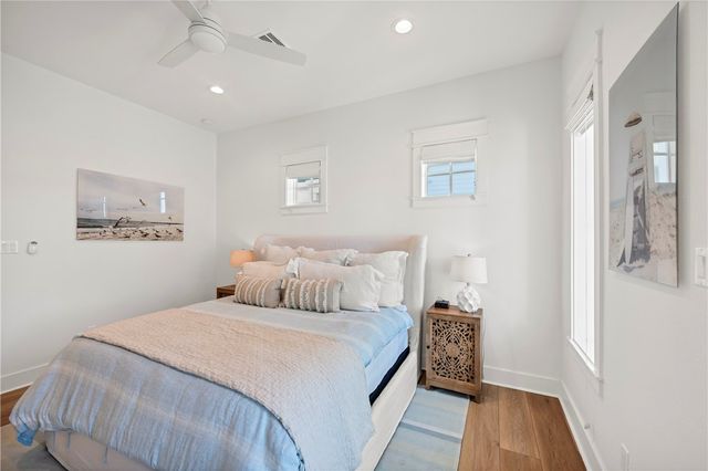 219 Escape St, Port Aransas, TX 78373