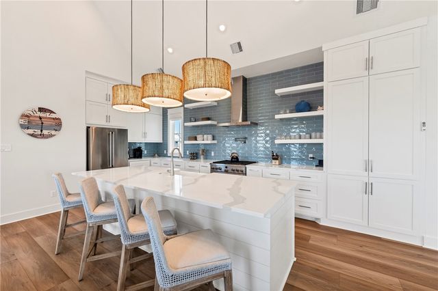 219 Escape St, Port Aransas, TX 78373