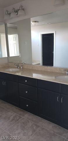 7275 Shannon Ridge Court, Las Vegas, NV 89118