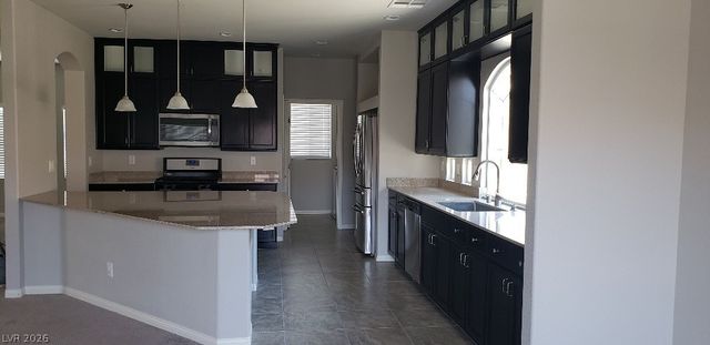 7275 Shannon Ridge Court, Las Vegas, NV 89118