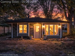 1516 Paramount Street, Novi, MI 48377