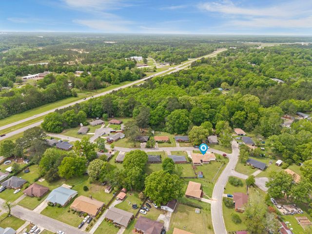 311 Glenhaven Cir., Hattiesburg, MS 39401