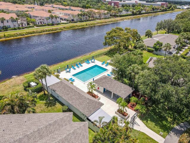 2911 SW 21st Terrace 272b, Delray Beach, FL 33445