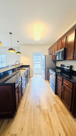 303 Criddle St Apt 212, Nashville, TN 37219