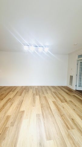 303 Criddle St Apt 212, Nashville, TN 37219