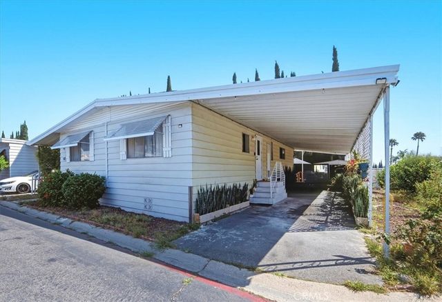 300 N Rampart 107, Orange, CA 92868