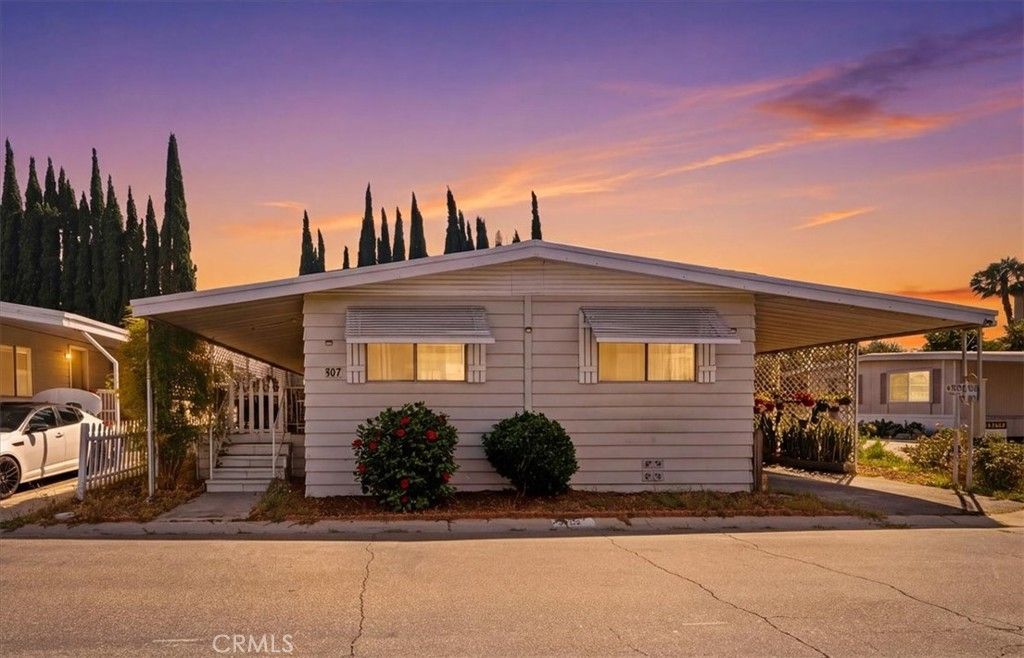 300 N Rampart 107, Orange, CA 92868