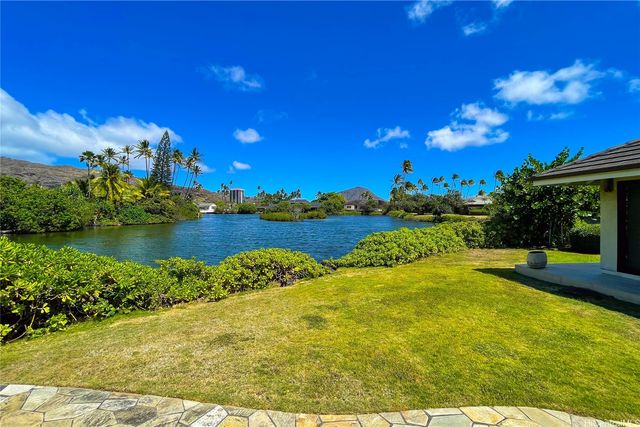 5949 Kalanianaole Highway A, Honolulu, HI 96821