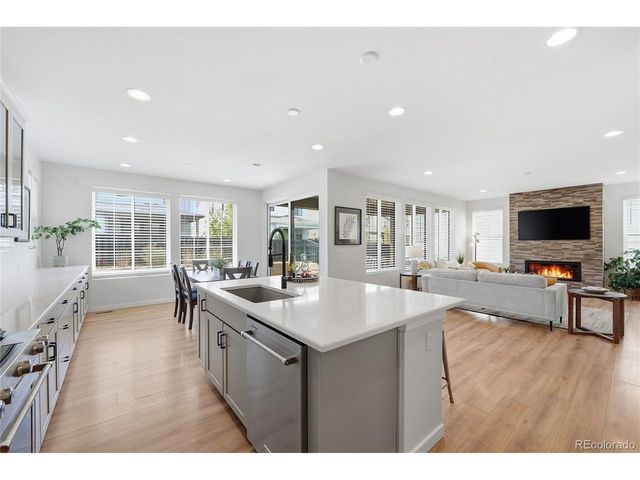 8952 Bellsong Cir, Littleton, CO 80125