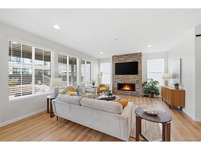 8952 Bellsong Cir, Littleton, CO 80125