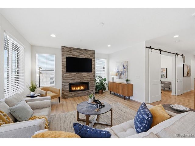 8952 Bellsong Cir, Littleton, CO 80125